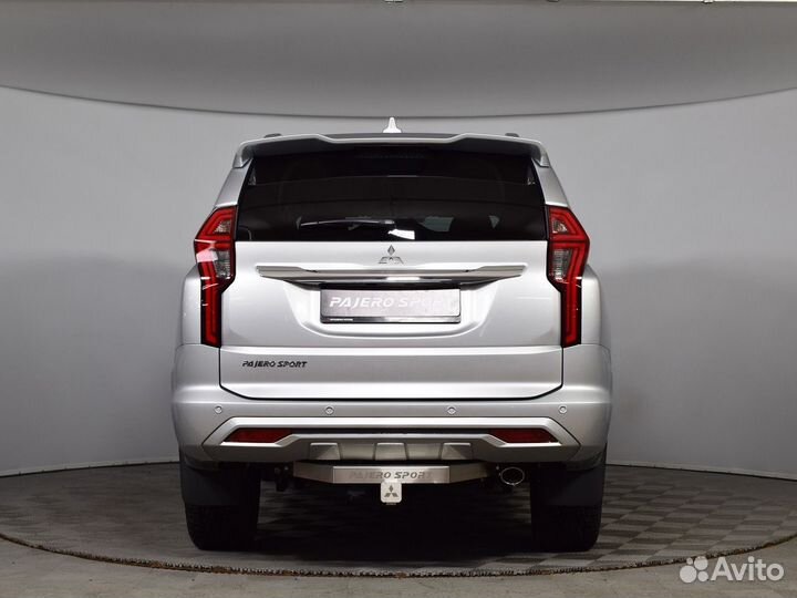 Mitsubishi Pajero Sport 2.4 AT, 2022