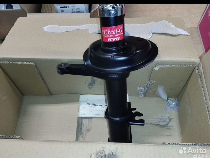 Стойки передние kayaba Лада Калина 2013-2018 г.в