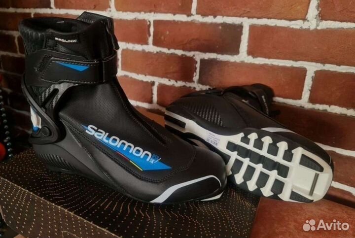 Лыжные ботинки Salomon RS8 и RS,новые, конек