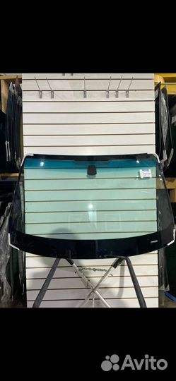 Лобовое стекло SsangYong Rexton 2