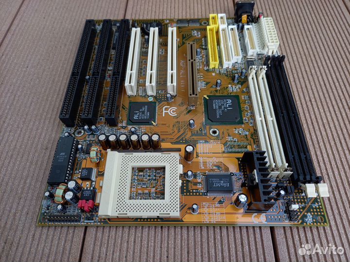 Ретро мат. плата Acorp 5ALI61 (Super Socket 7)