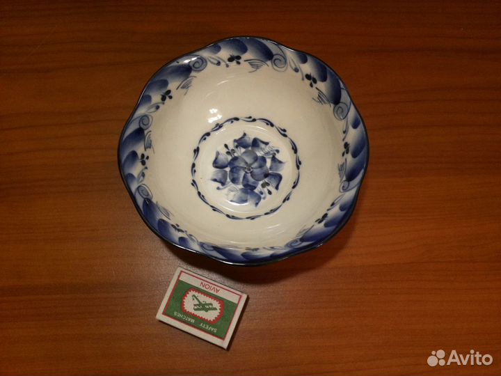 Салатник (гжель ручной авторской работы)