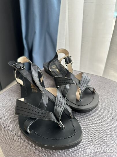 Сандалии женские 37 размер