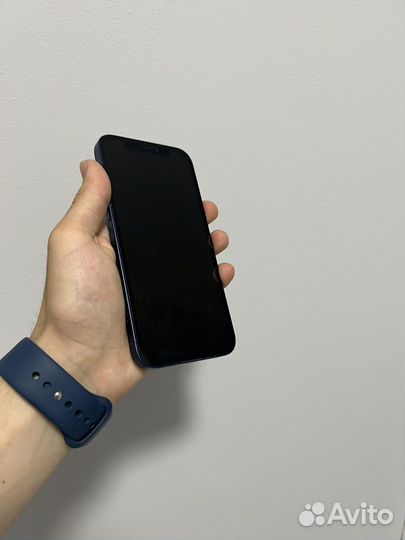 iPhone 12, 64 ГБ