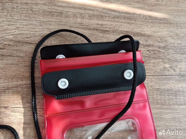 Водонепроницаемый чехол для телефона