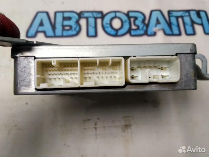 Блок управления АКПП Toyota Corolla E15 8953012290
