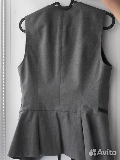 Школьная форма для девочки. Бросско