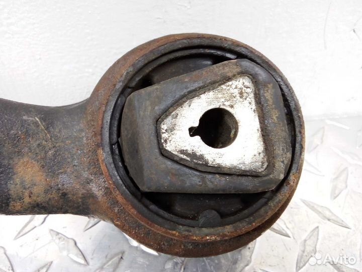 Рычаг передний правый нижний BMW X5 E70