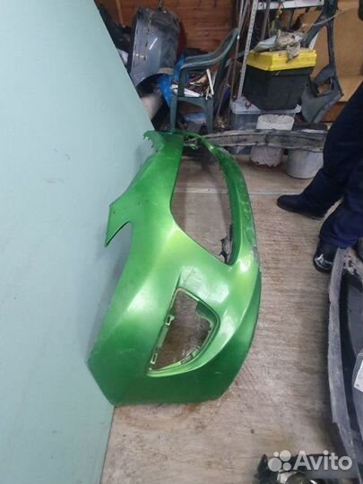 Бампер передний Mazda 2