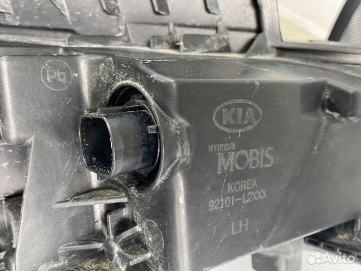 Фара левая Kia К5 92101L2000 92101-L2000