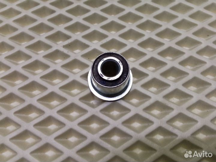 Втулка оси педали bobcat 6665701