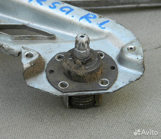 Стеклоподъемник задний левый Opel Corsa B