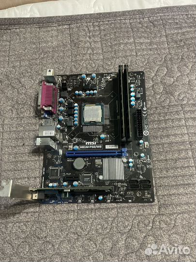 Материнская плата с процессором и памятью