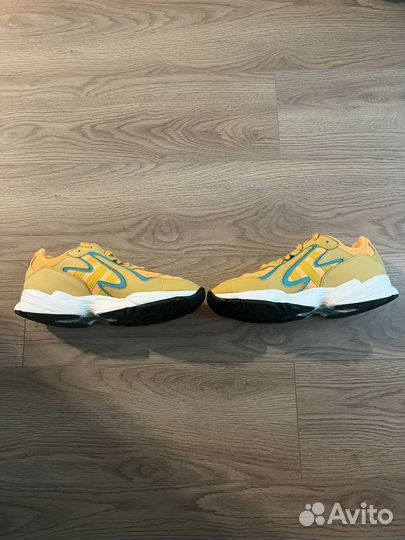 Кроссовки adidas originals yung-1