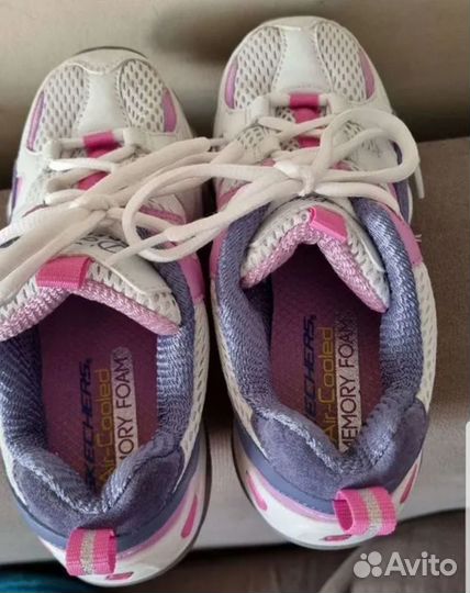 Кроссовки Skechers для девочки
