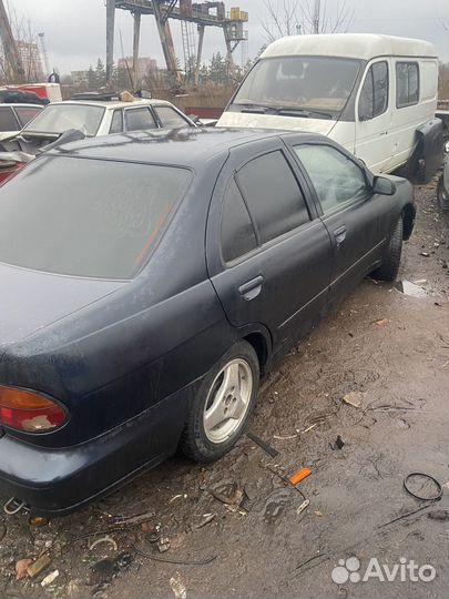 В разборе nissan almera n 15
