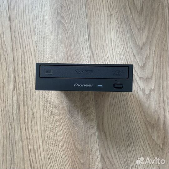 Оптический привод DVD +R/RW CD-R/RW Pioneer