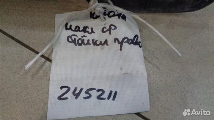 Обшивка стойки средняя правая (внутри) Toyota Ech