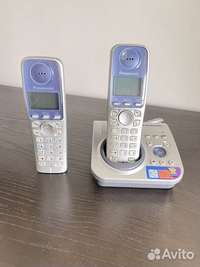 Телефон Panasonic радио