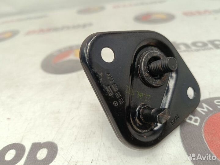 Крючок капота Mercedes-Benz E 250 Cdi W212 651.924