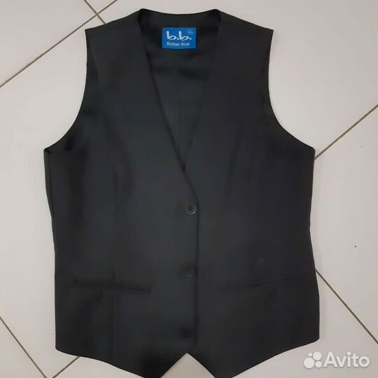 Жилет для мальчика (школьная форма)