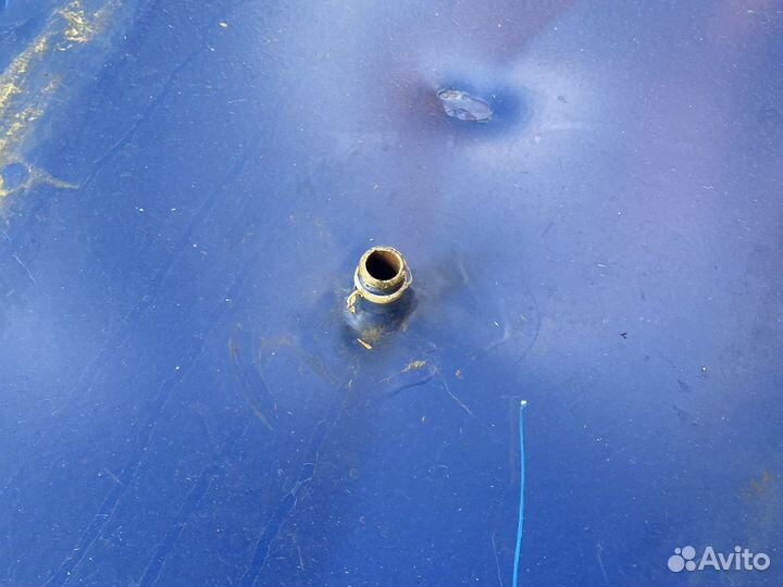 Бак из нержавеющей стали