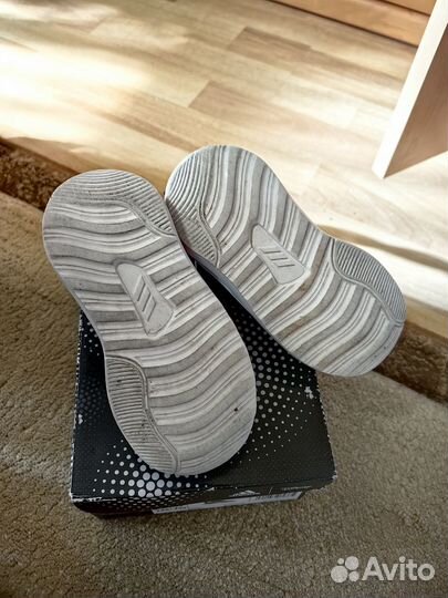 Кроссовки adidas для девочки 25 разм серии Disney