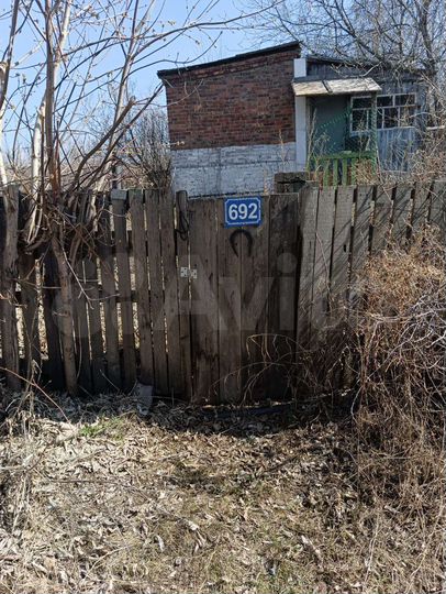 Дом 10 м² на участке 10 сот.