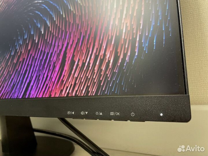 Монитор Philips 27 (273V7)