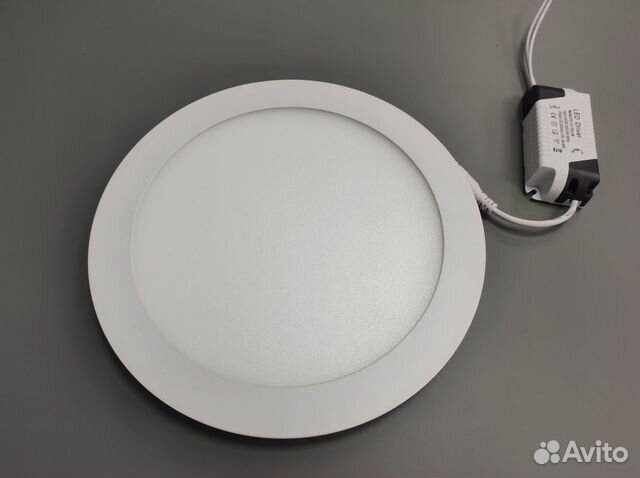 Светодиодный светильник встраиваемый 18 Вт