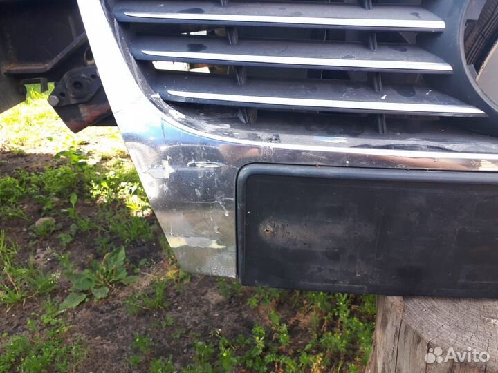 Решётка радиатора Volkswagen Passat B6 2006