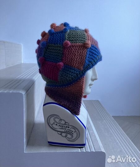 Дизайнерская вязаная шапка