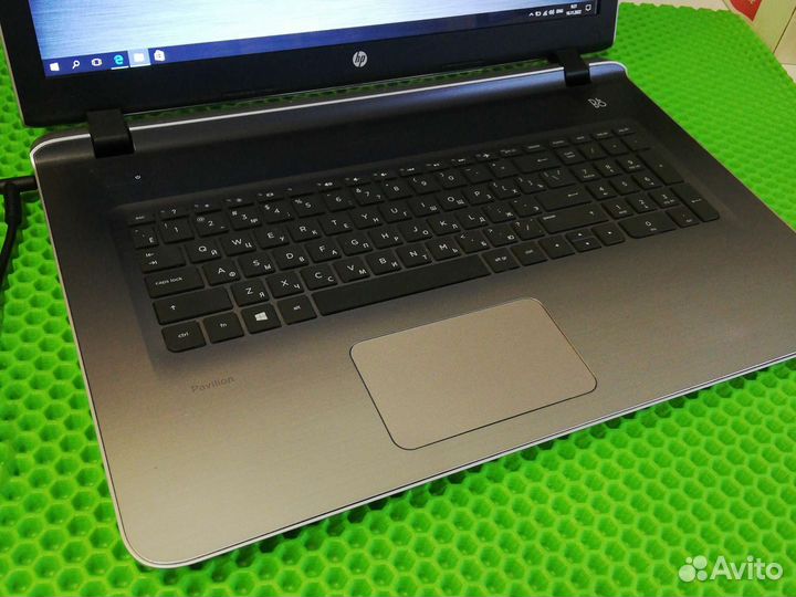 Игровой Элитный HP (17'3/10ядер/SSD256/8GB/R8 M365