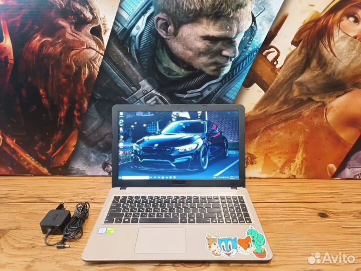 Intel i3-7020U/Geforce MX110 2GB