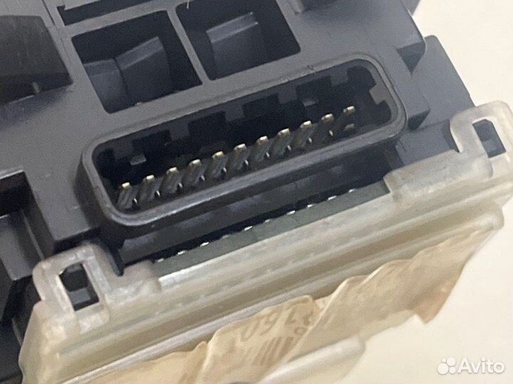 Подрулевой переключатель поворотов Mitsubishi Colt