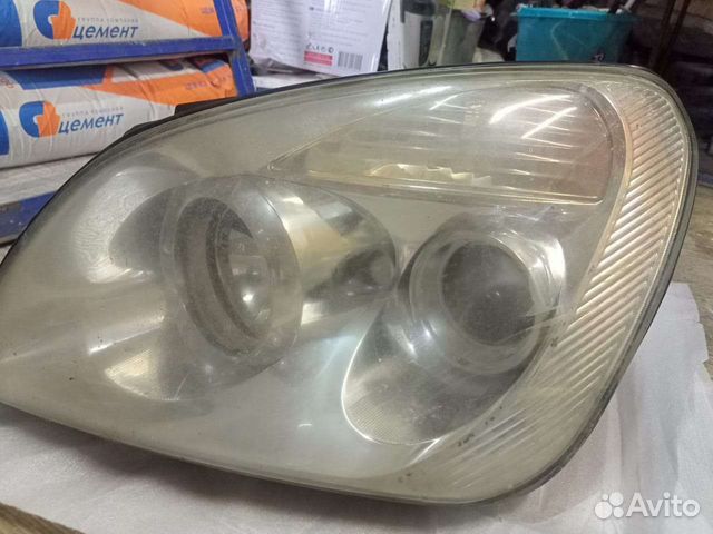 Фара Кia Carens
