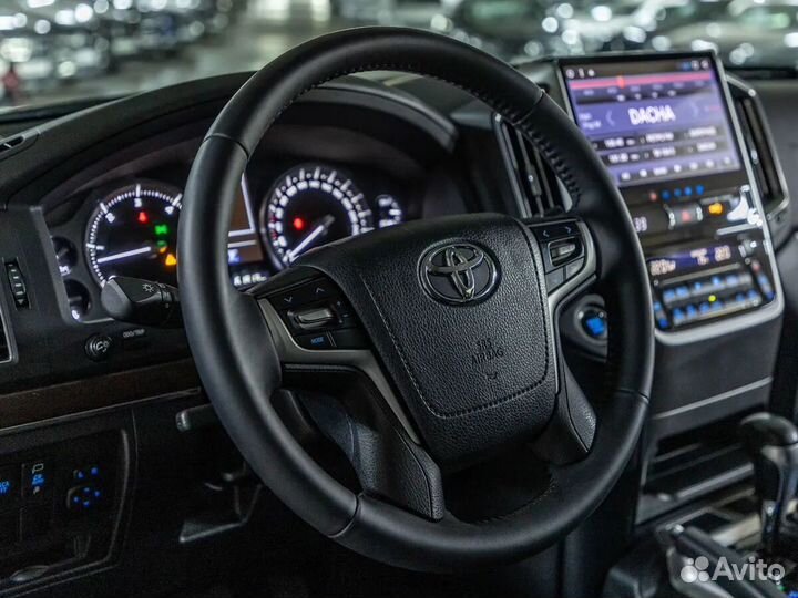 Toyota Land Cruiser 4.5 AT, 2018, 61 813 км