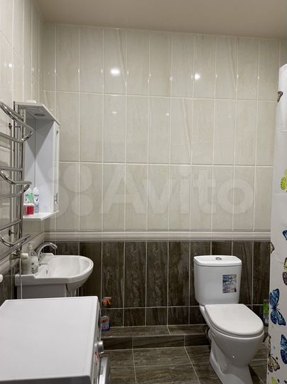 2-к. квартира, 60 м², 4/4 эт.