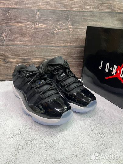 Кроссовки Nike Air Jordan 11 low