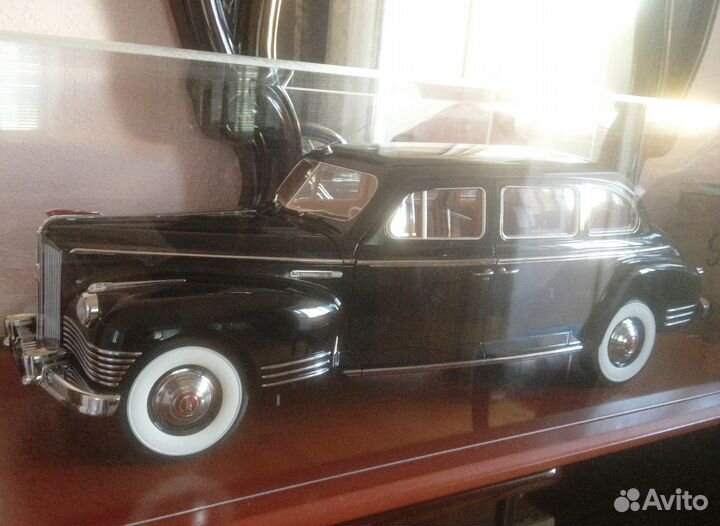 Эксклюзивный подарок-Модель зис-110 в масшт.1-8