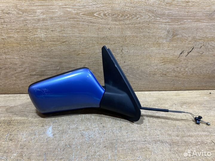 Зеркало правое VW Golf 3 Cabrio Арт. 7721055