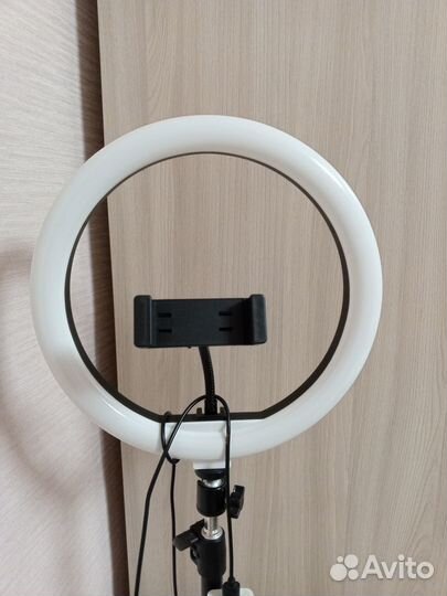 Кольцевая лампа