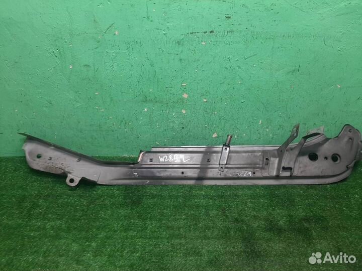 Кронштейн крыла левого переднего volkswagen Touar