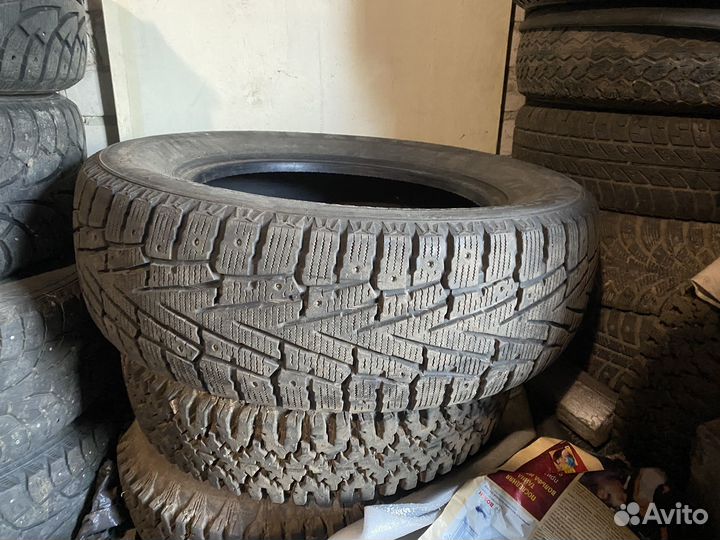 Nexen Winguard Spike SUV 235/65 R17