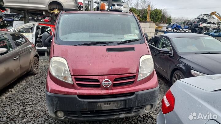 Фара Nissan Primastar X83 (2002-2014)