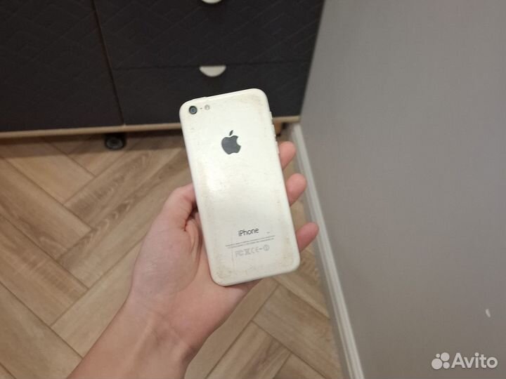 iPhone 5C, 16 ГБ