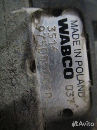 Клапан ограничения давления Wabco 9750090010
