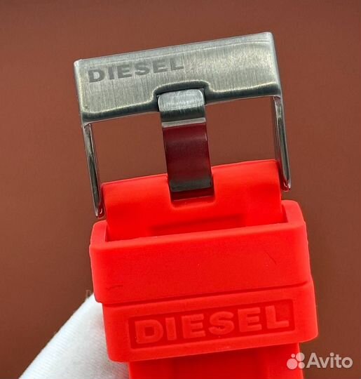 Часы Diesel кварцевые red