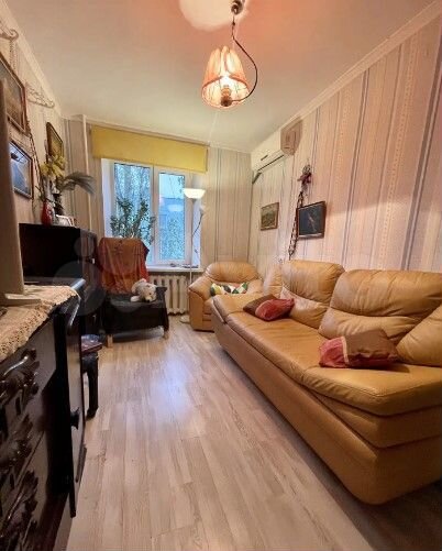 4-к. квартира, 68 м², 4/9 эт.