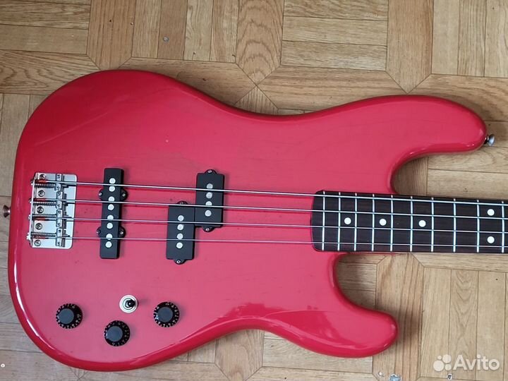 1984 Squier Jazz Bass Special PJ 555 Япония